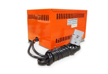 Ladegerät für HEF1200/4, 24 V / 50 Ah, SolidHub