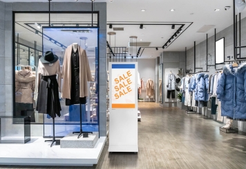 Totem numérique mobile DKST-LED43 avec écran tactile, coffret de transport inclus, Blanc, 43 in écran, Android 11, TecMaschin 