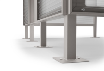 Large smoking shelter US2200/7, 2.200 mm x 1.650 mm x 2.400 mm, incl. LED solar lamp SLB800 and waste bin with ashtray 